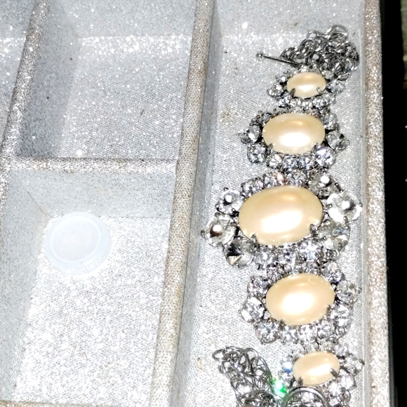 Exquisite Pearl and rhinestone vintage necklace - Picture 1 of 2